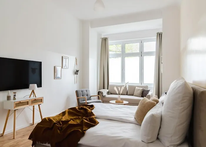 165M2 Downtown Family Suite 5Br, 3Bath, Kids Room, 11Min Alexanderplatz